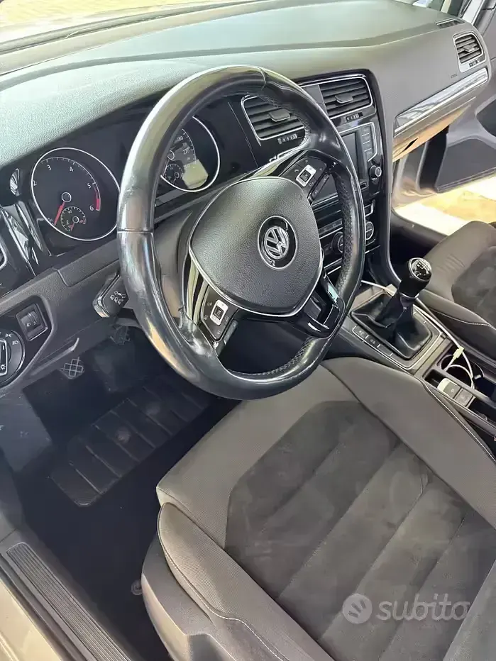 Usata VW Golf VII 110 CV (80 kW) 2013 Grigio Berlina