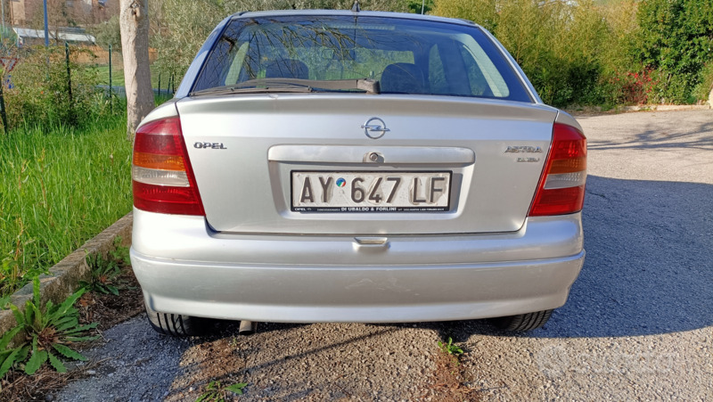 Usato 1998 Opel Astra 2.0 Diesel 82 CV (1.100 €)