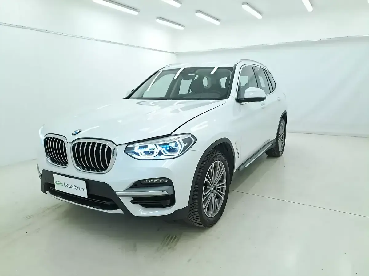Usata BMW X3 Luxury Line 190 CV (139 kW) 2021 Biancobianco SUV