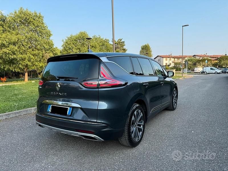 Usata Renault Espace Initiale Paris 190 CV (139 kW) 2022 Grigio Monovolume