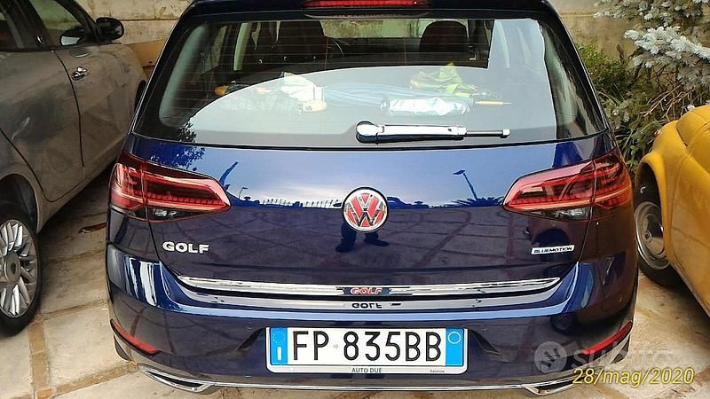 Usata VW Golf VII Executive 110 CV (80 kW) 2018 Blu Berlina