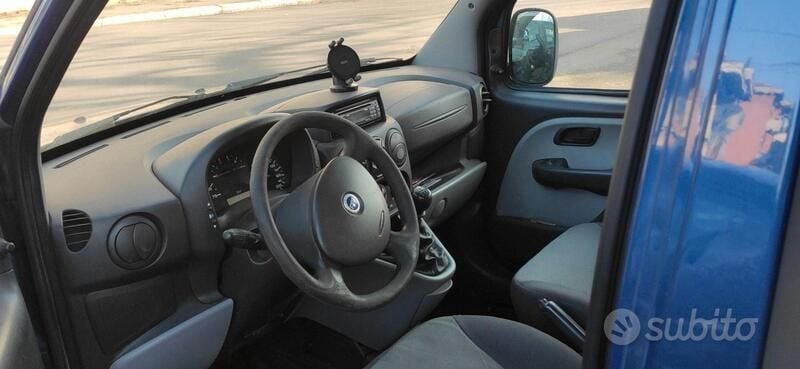 Usata Fiat Doblò 103 CV (75 kW) 2006 Monovolume