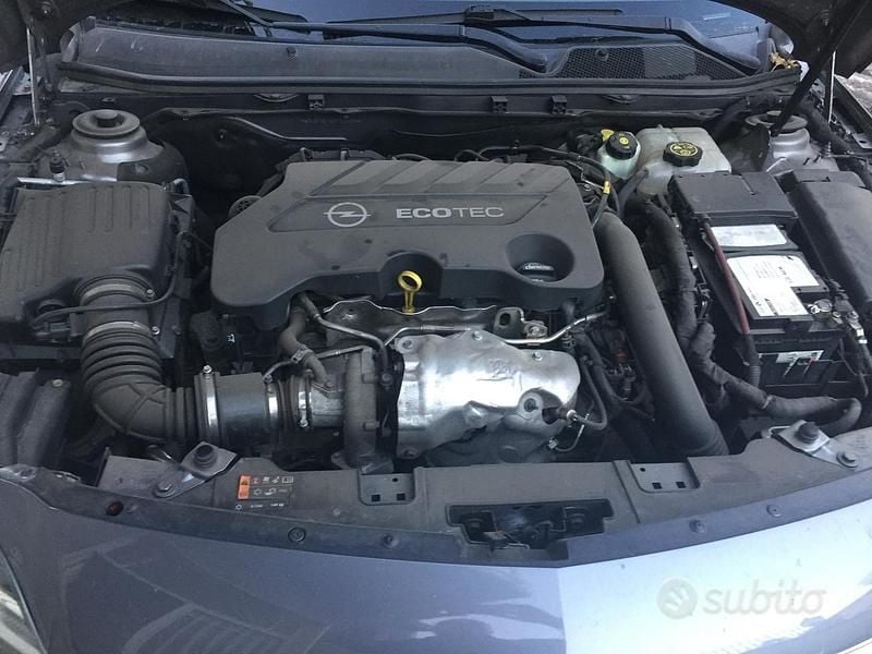 Usata Opel Insignia 170 CV (125 kW) 2016 Grigio Station wagon