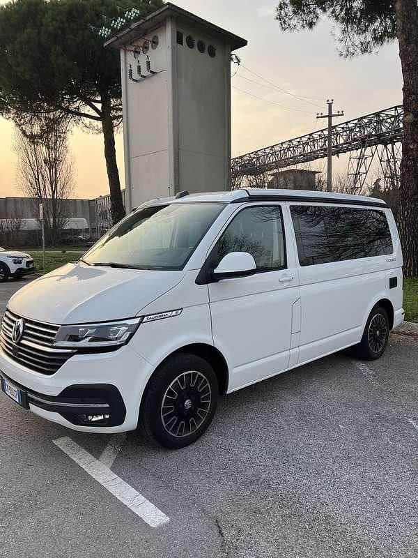 Usata VW California California 204 CV (150 kW) 2023 Bianco Furgone