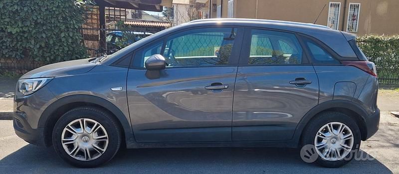 Usata Opel Crossland X S 83 CV (61 kW) 2020 Marrone SUV