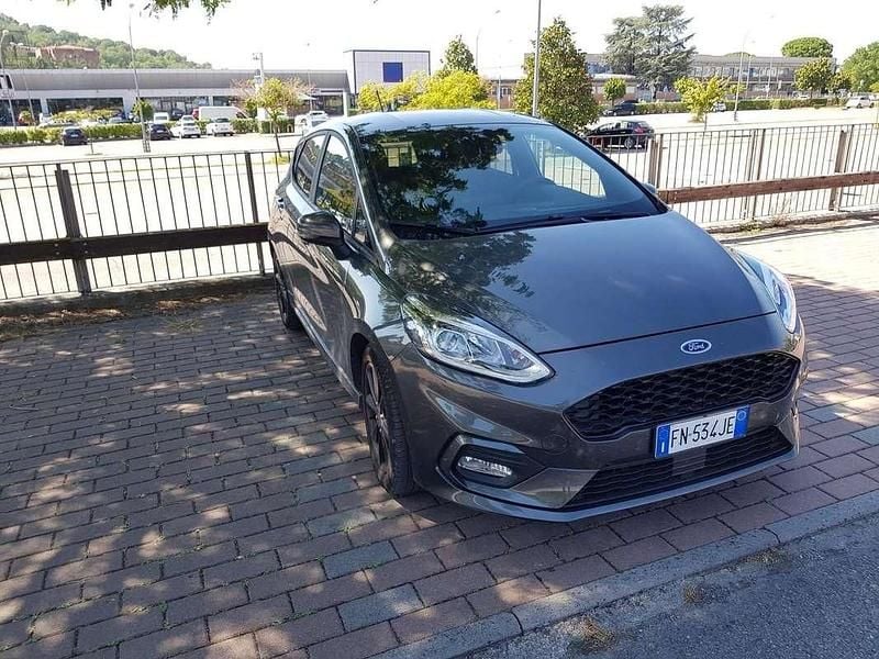 Usata 2018 Ford Fiesta ST-Line Berlina | 10.800 € (Buon prezzo) - Immagine 1/4