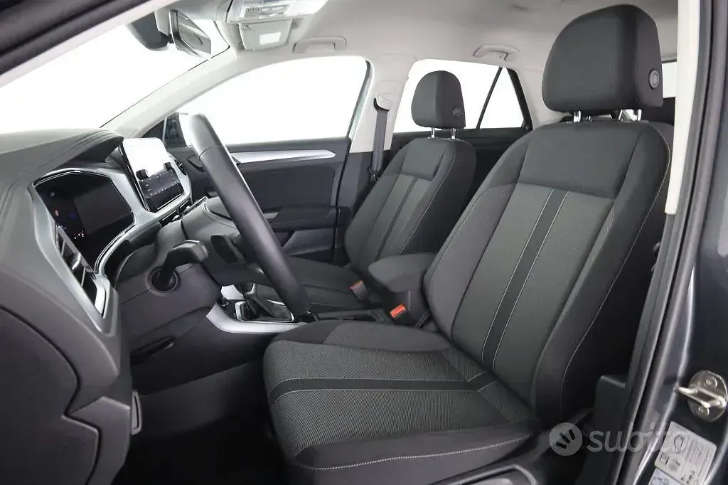 Usata VW T-Roc Edition 150 CV (110 kW) 2024 Nero SUV