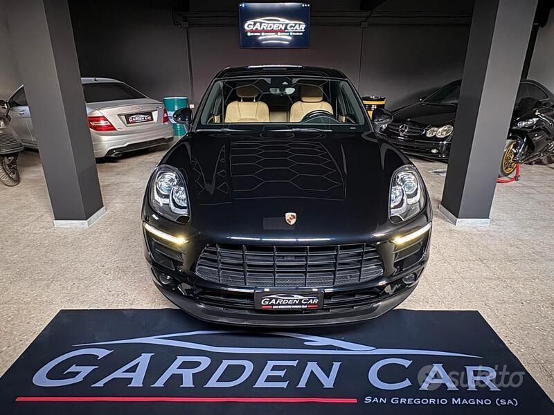 Käytetty Porsche Macan 250 HP (183 kW) 2018 Musta Katumaasturi