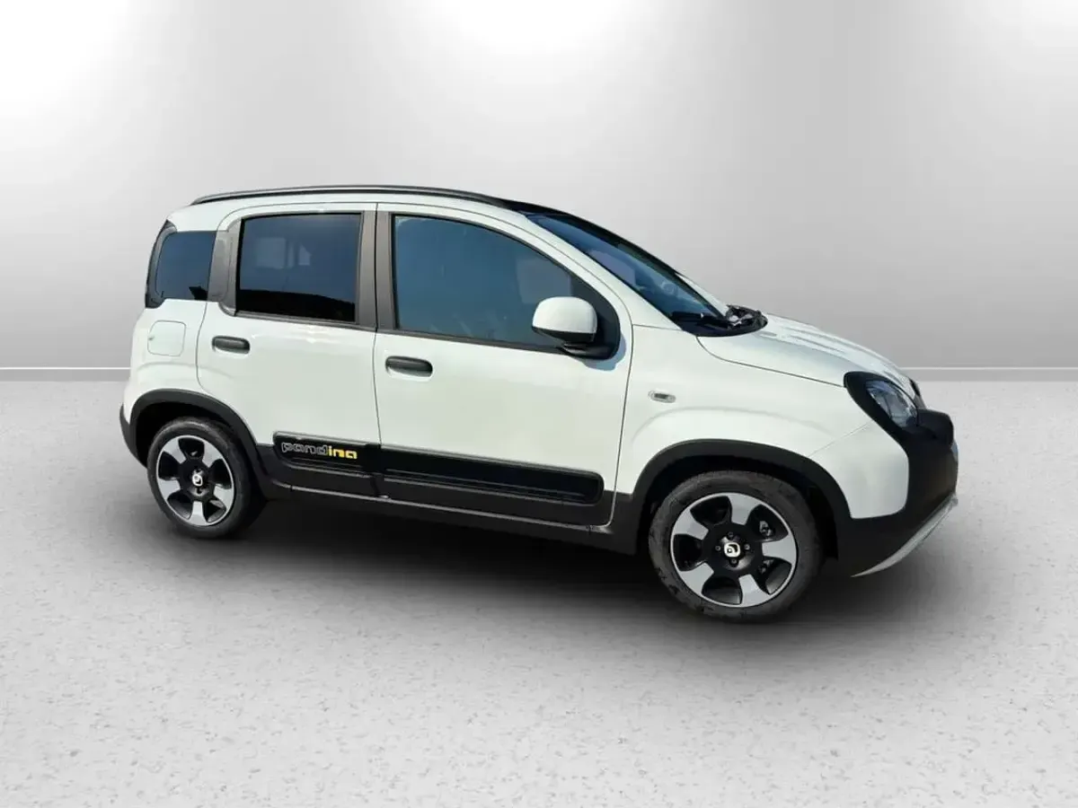 Nuova Fiat Panda 70 CV (51 kW) 2025 Vernice bicolore  bianco gela Utilitaria
