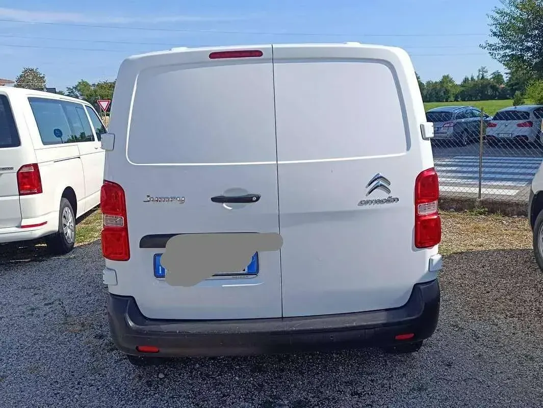 Usata Citroën Jumpy 869 CV (639 kW) 2018 Bianco Monovolume