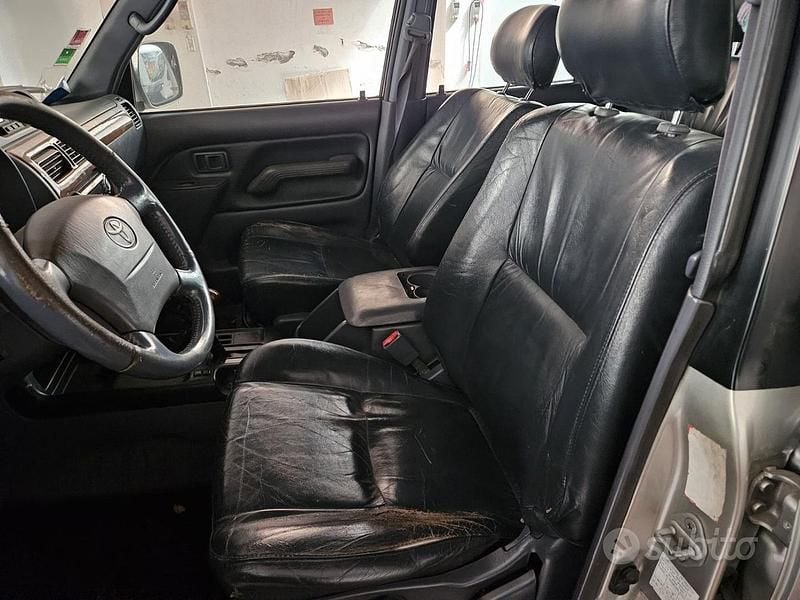 Usata Toyota Land Cruiser 136 CV (100 kW) 1998 Grigio SUV