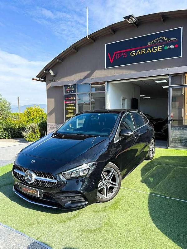 Nero Usata 2020 Mercedes B180 Executive Monovolume | 20.500 € (Ottimo prezzo) - Immagine 1/4