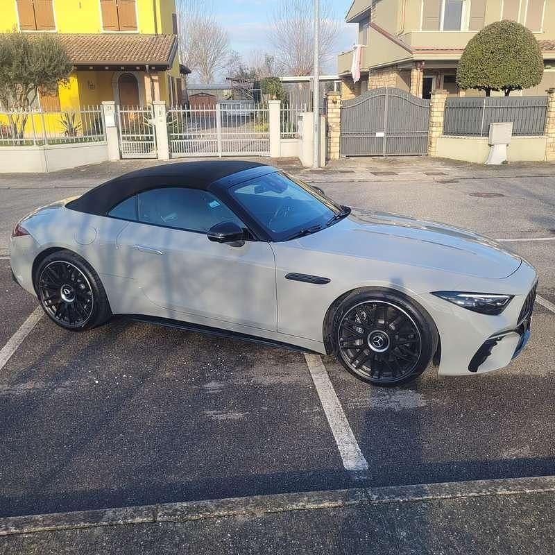 Usata Mercedes SL43 AMG AMG Line Premium Plus 381 CV (280 kW) 2023 Cabrio