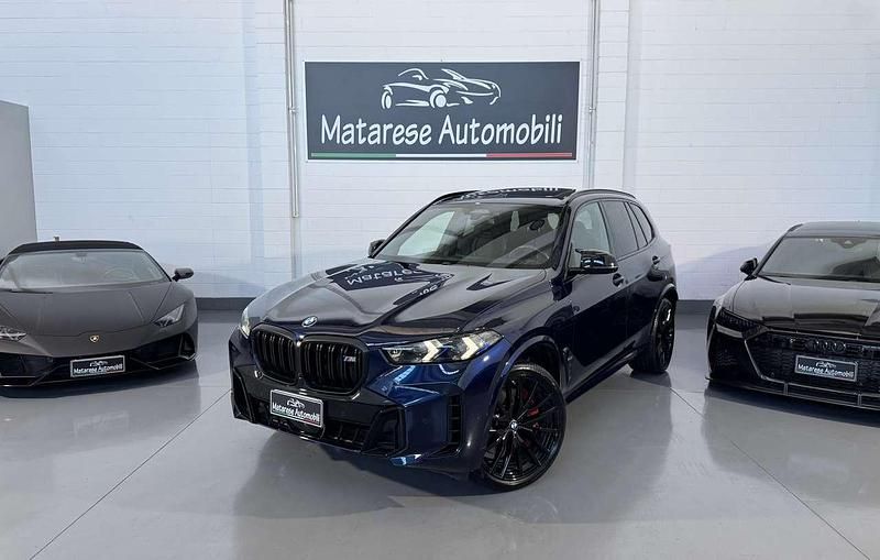 Usata BMW X5 M M Sport 530 CV (389 kW) 2024 Blu SUV