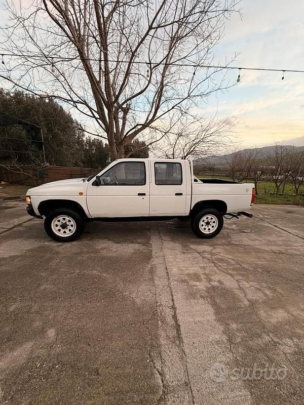 Usata Nissan King 1993 Bianco Pick-up