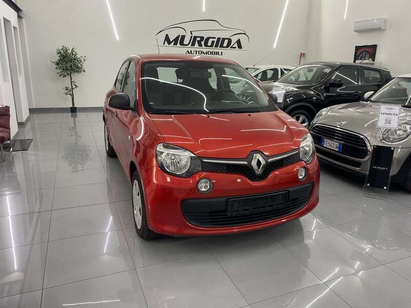 Rosso Usata 2016 Renault Twingo Life Due volumi | 7700 € (Buon prezzo) - Immagine 1/4