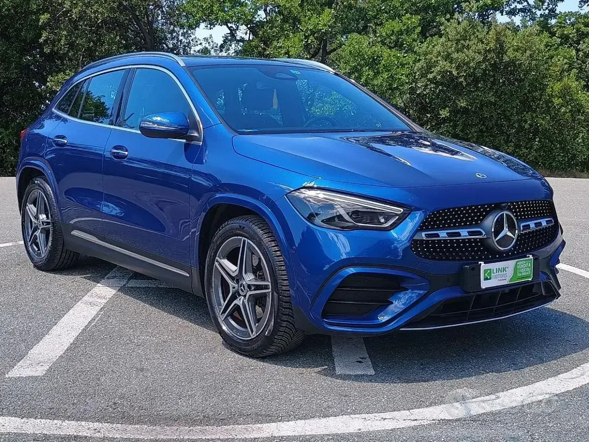 Usata Mercedes GLA200 AMG 150 CV (110 kW) 2023 Blu SUV