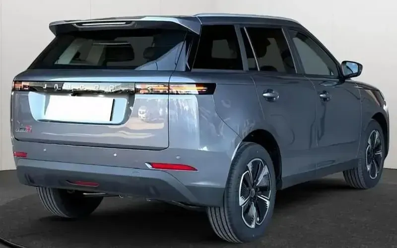 Nuova Jaecoo 7 147 CV (108 kW) 2026 Verde SUV