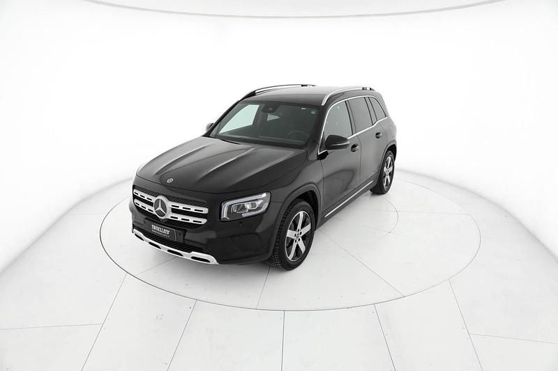 Nero Usata 2023 Mercedes GLB180 SUV | 32.800 € (Buon prezzo) - Immagine 1/4