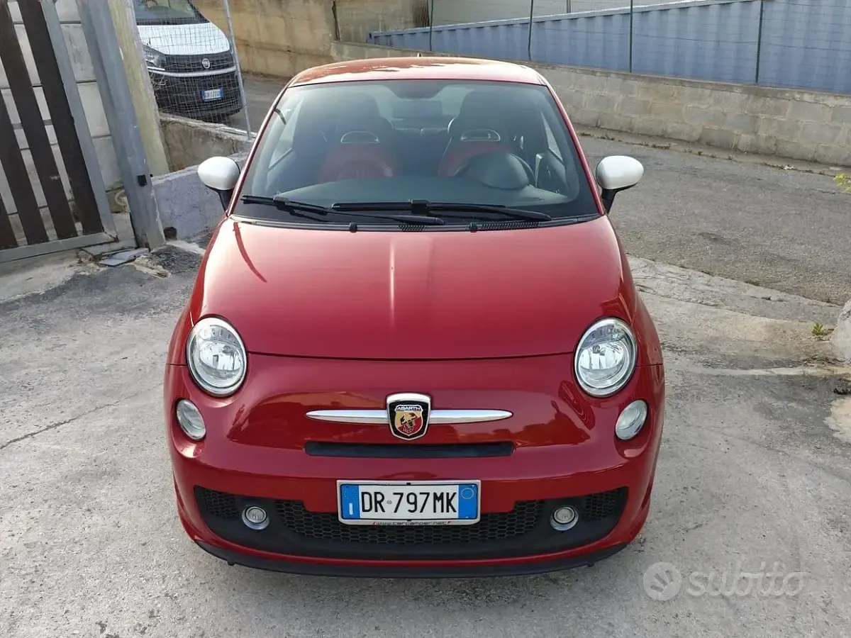 Usata Abarth 500 135 CV (99 kW) 2008 Rosso Utilitaria