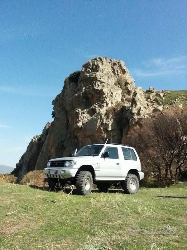 Usata Mitsubishi Pajero 1999 Grigio SUV