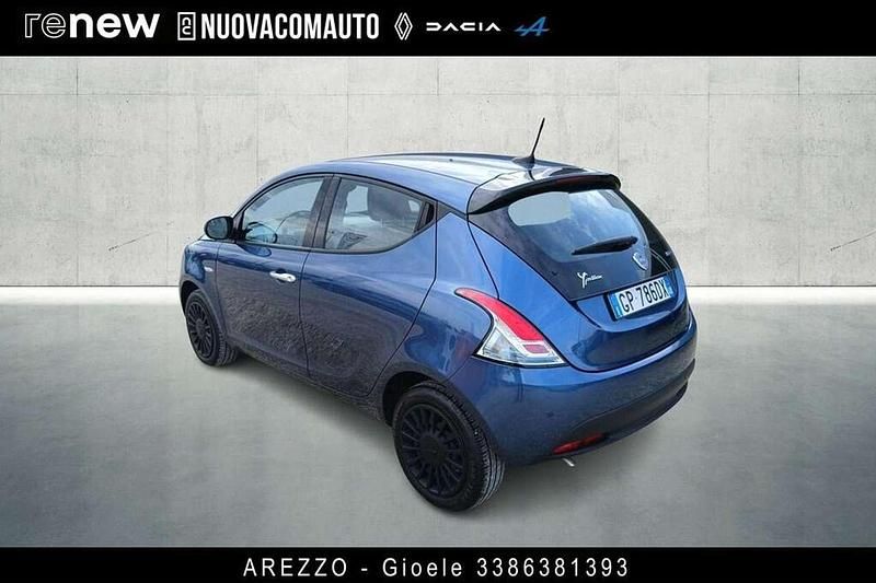 Usata Lancia Ypsilon Silver 69 CV (50 kW) 2023 Blu Utilitaria