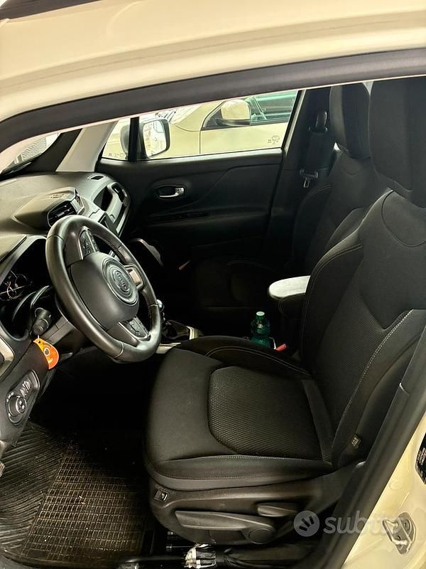 Usata Jeep Renegade 131 CV (96 kW) 2021 Bianco SUV