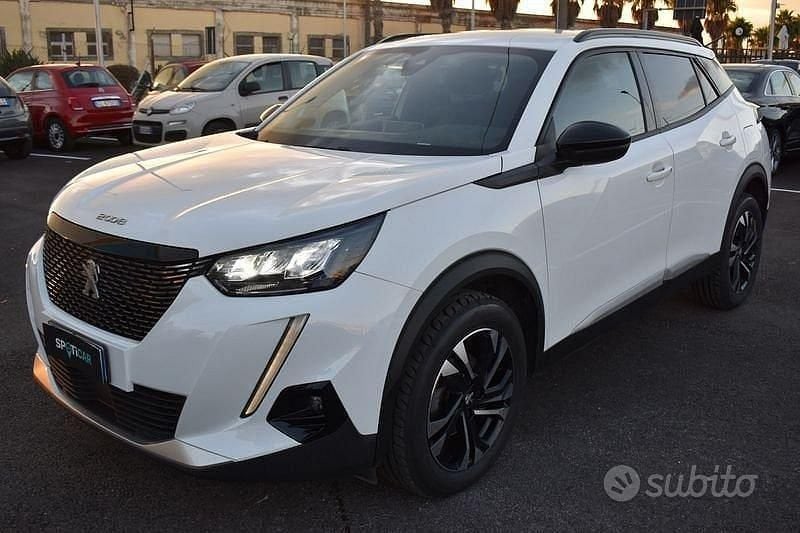 Bianco Usata 2022 Peugeot 2008 Allure SUV | 18.900 € (Cara) - Immagine 1/4