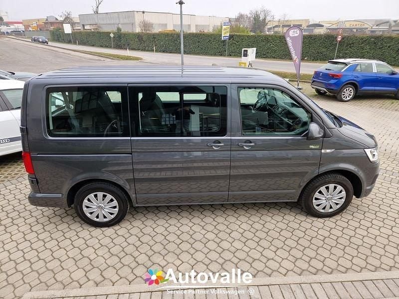 Usata VW Caravelle Comfortline 150 CV (110 kW) 2019 Grigio Monovolume