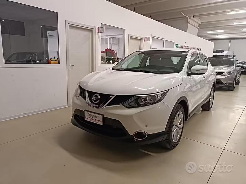 Usata Nissan Qashqai Acenta 117 CV (86 kW) 2014 Bianco SUV