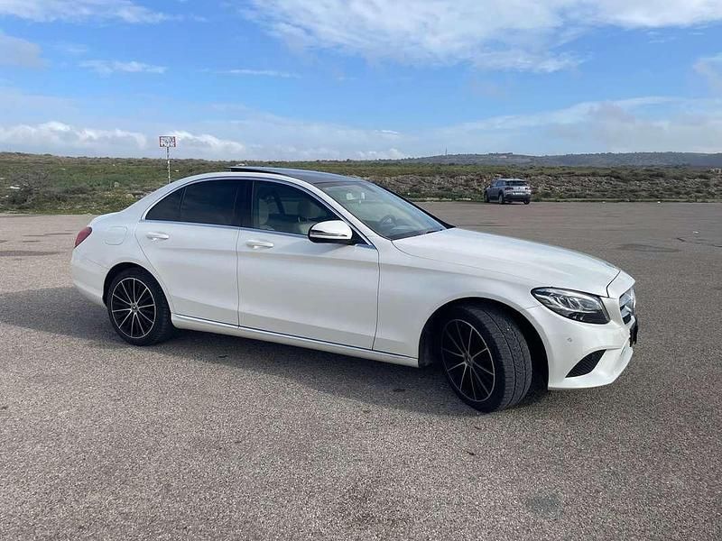 Usata Mercedes C200 160 CV (117 kW) 2019 Bianco Station wagon