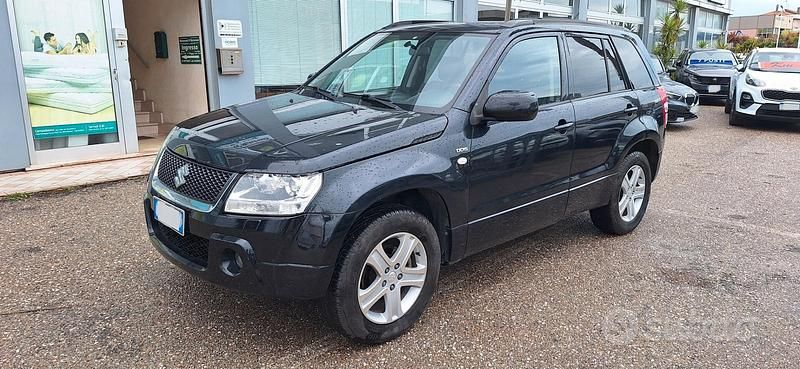 Usata Suzuki Grand Vitara 129 CV (94 kW) 2006 Nero SUV