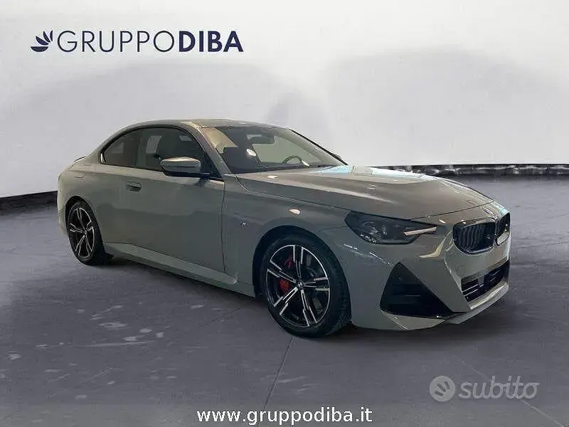 Nuova BMW 220 Efficient Dynamics 2026 Grigio Coupé