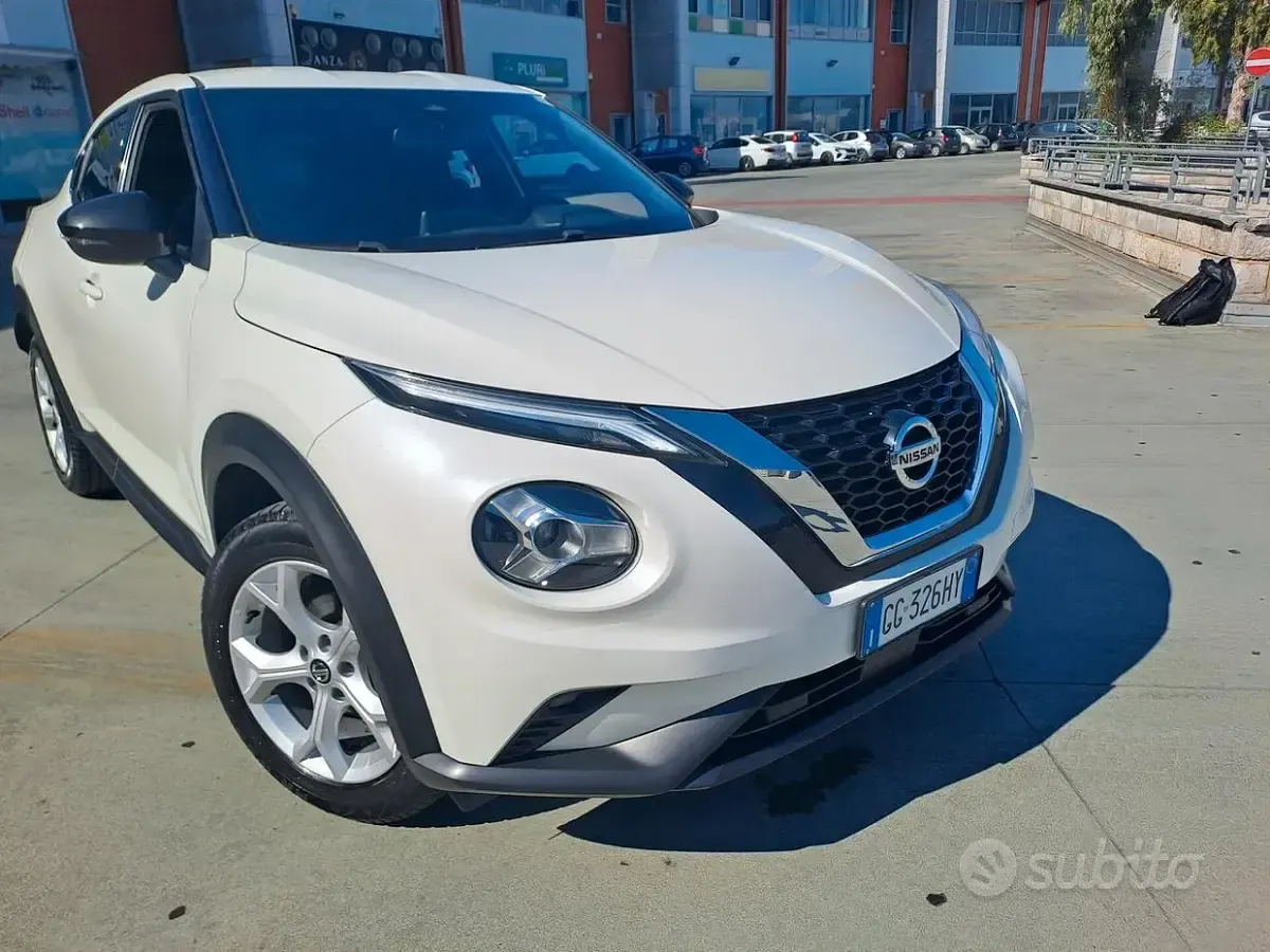 Usata Nissan Juke Enigma 114 CV (83 kW) 2021 Bianco SUV
