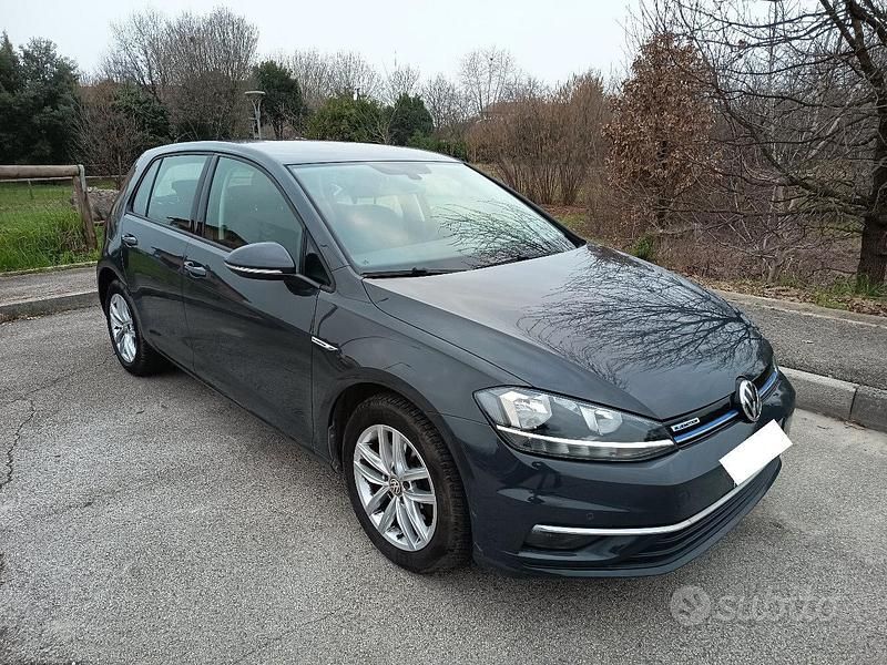 Usata VW Golf VII Business 110 CV (80 kW) 2018 Grigio Berlina