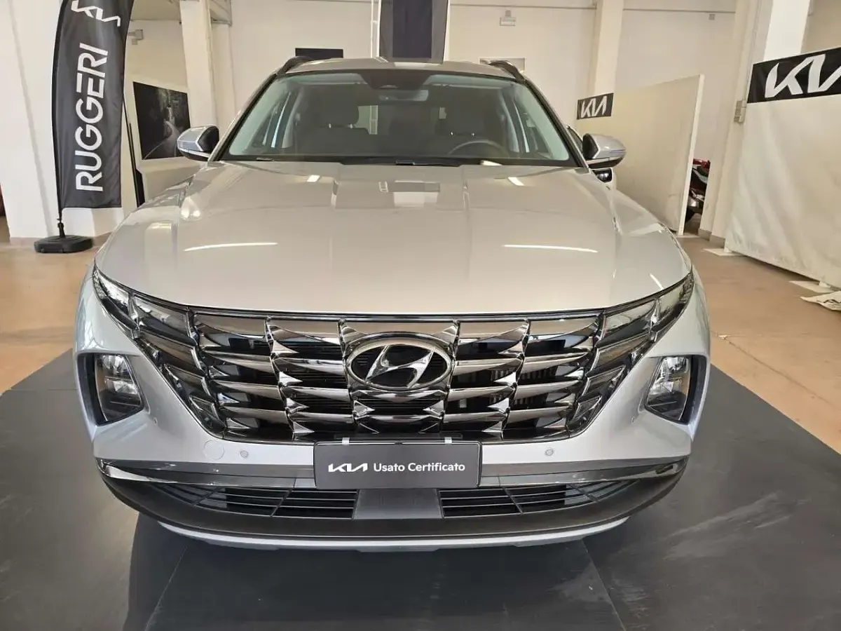 Usata Hyundai Tucson 136 CV (100 kW) 2024 Grigio SUV