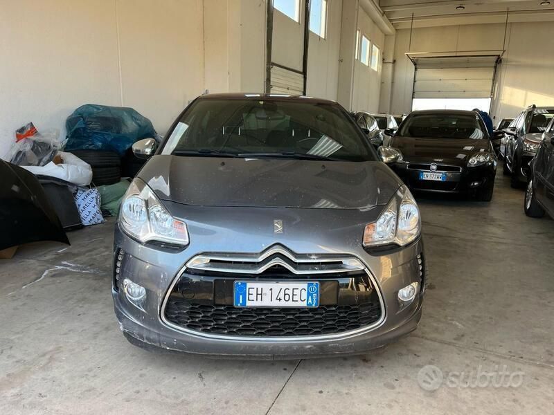 Grigio Usata 2011 DS Automobiles DS3 So Chic Coupé | 4000 € (Super prezzo) - Immagine 1/4