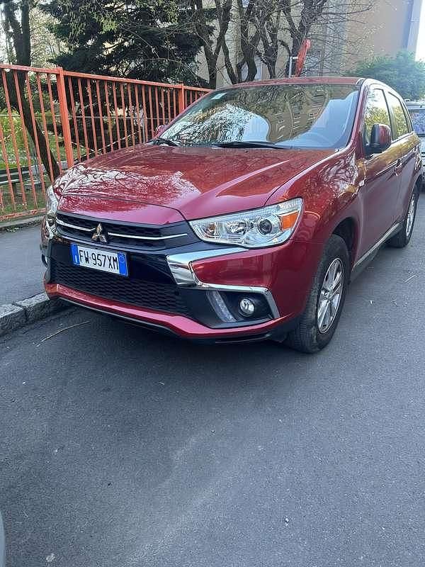 Usado Mitsubishi ASX Instyle 117 CV (86 kW) 2019 SUV