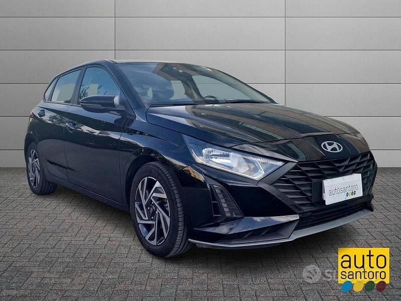 Usata Hyundai i20 84 CV (61 kW) 2023 Nero Utilitaria