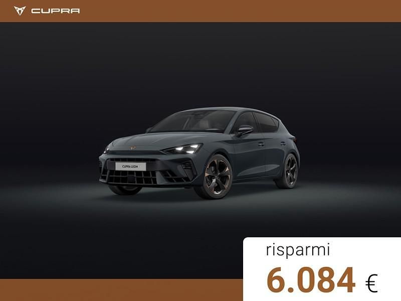 Fiord blue Nuova 2025 Cupra Leon Tre volumi | 34.400 € (Buon prezzo) - Immagine 1/4