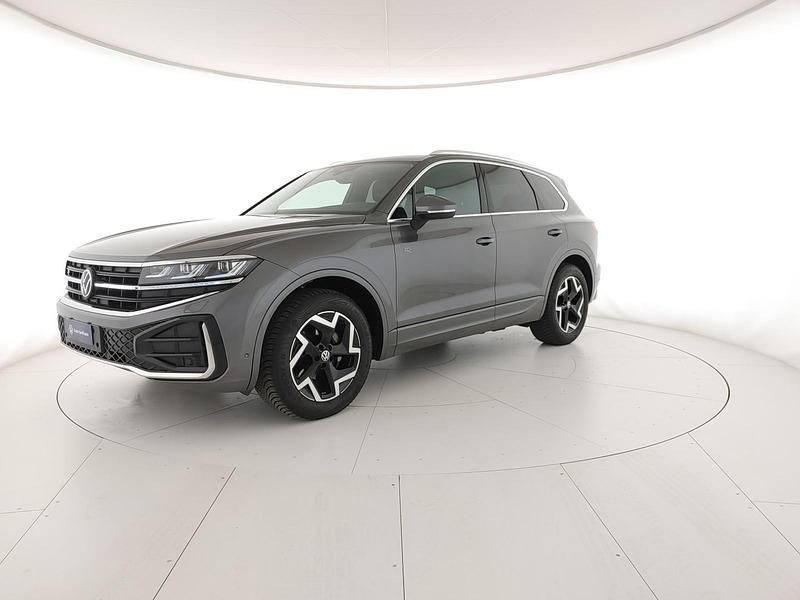 Usata VW Touareg R-line 231 CV (169 kW) 2025 SUV