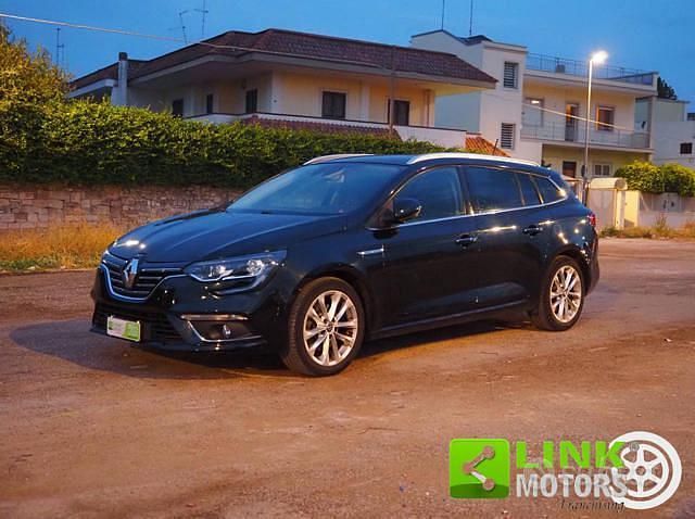 Usata Renault Mégane GrandTour Bose Edition 131 CV (96 kW) 2017 Nero Station wagon