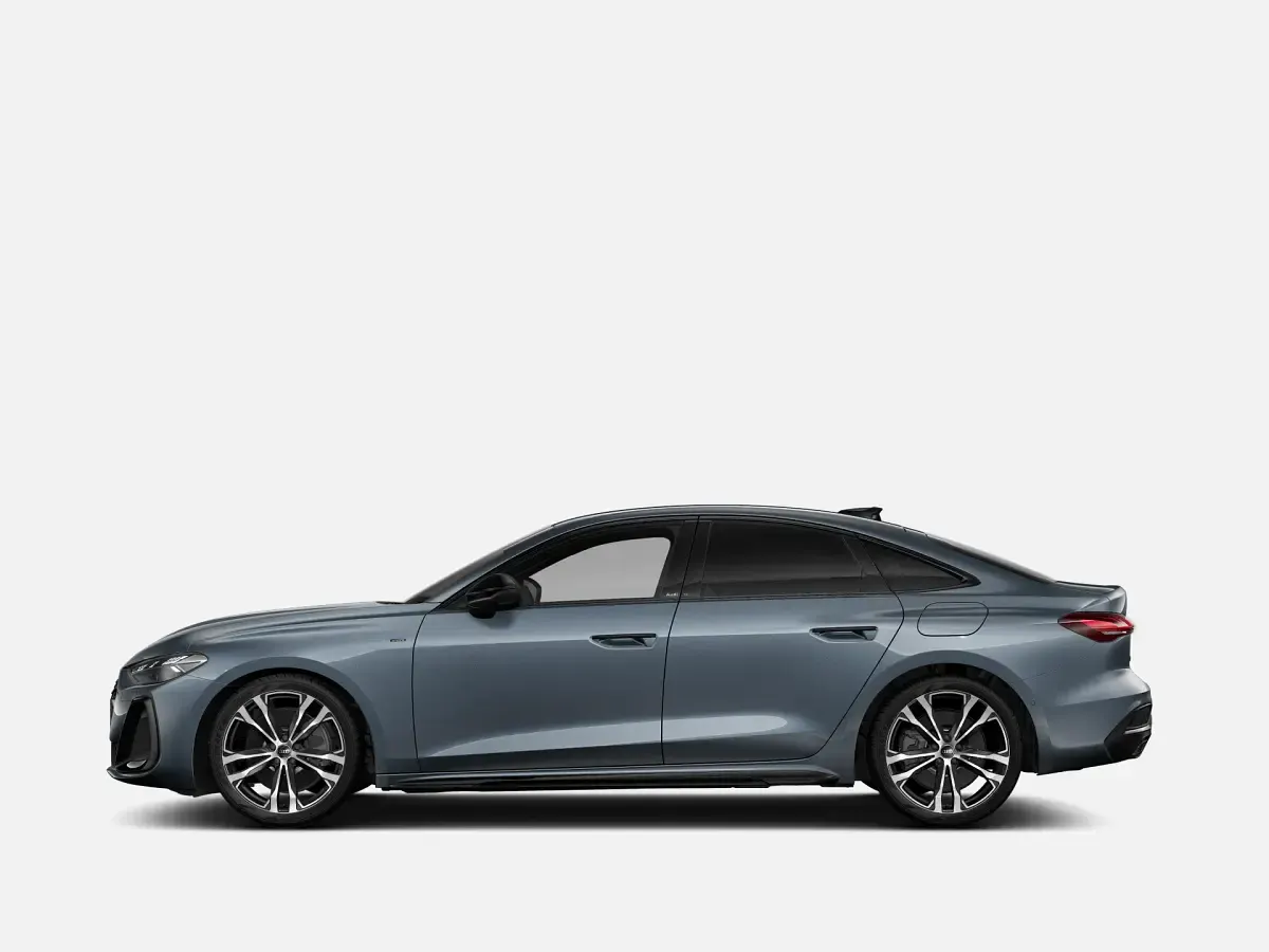 Nuova Audi A5 S-Line 367 CV (269 kW) 2026 Blu horizon metallizzato