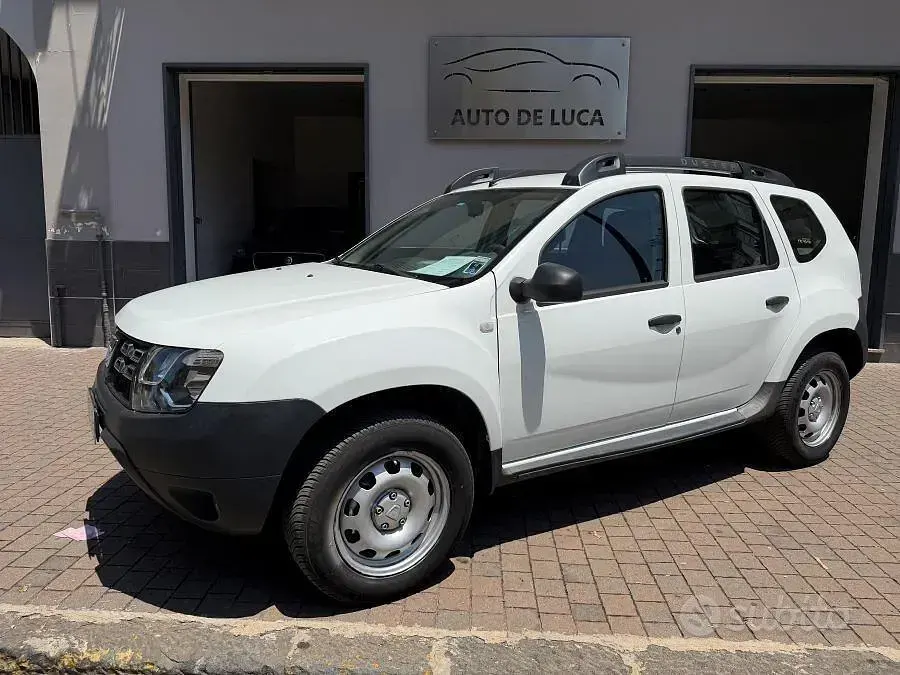 Usata Dacia Duster Prestige 90 CV (66 kW) 2016 Bianco SUV