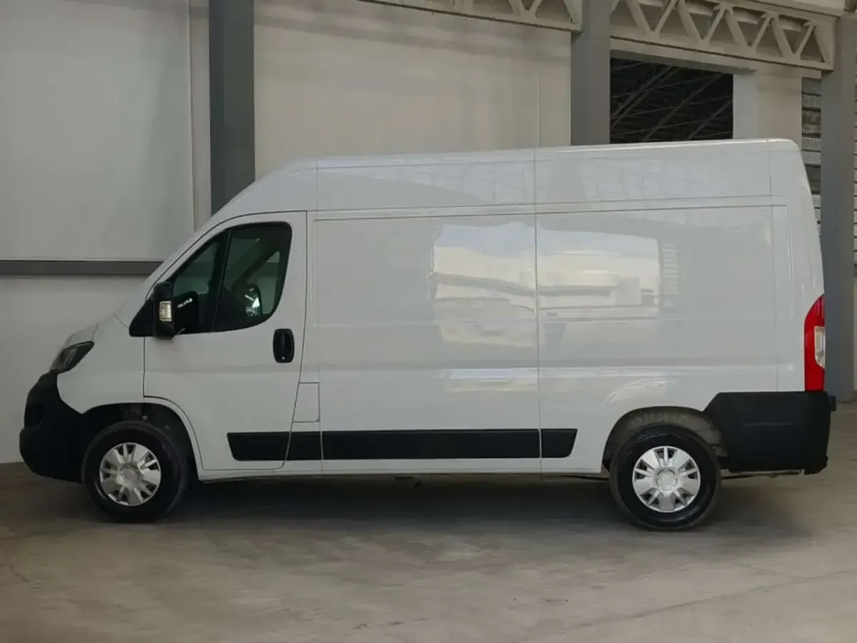 Usata Peugeot Boxer S 140 CV (102 kW) 2022 Bianco Furgone