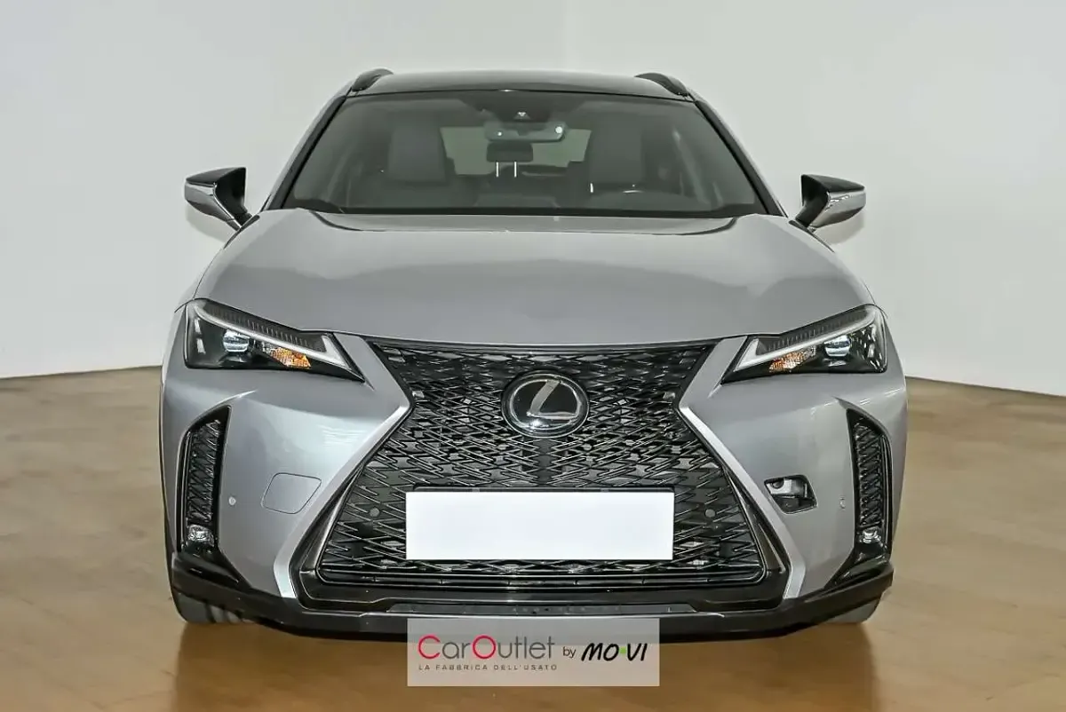 Usata Lexus UX Sport Line 184 CV (135 kW) 2023 Grigio SUV