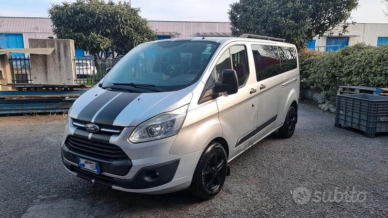 Usata Ford Transit Custom 155 CV (114 kW) 2015 Grigio Monovolume