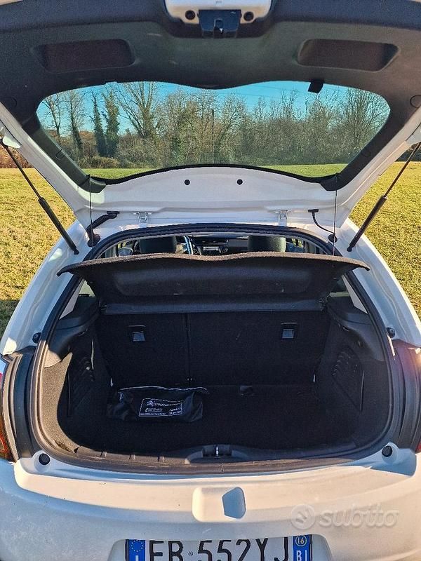 Usata Citroën C3 82 CV (60 kW) 2016 Bianco Berlina