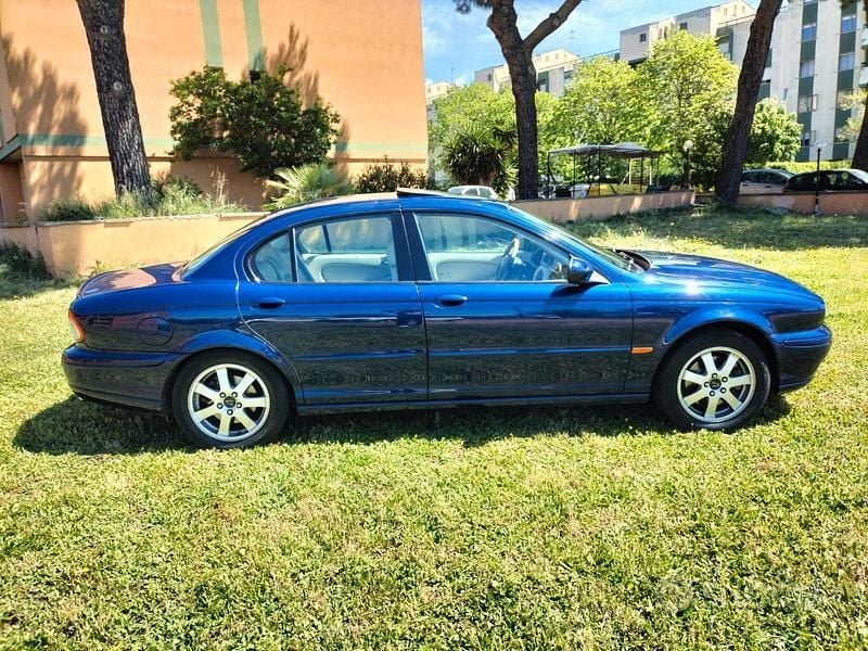 Usata Jaguar X-type 2002 Blu Berlina