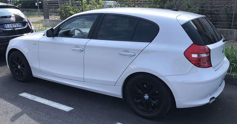 Usata BMW 120 177 CV (130 kW) 2009 Utilitaria